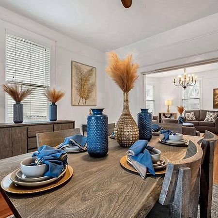Exquisite Two-Story Home Located In Midtown Memphis Eksteriør billede